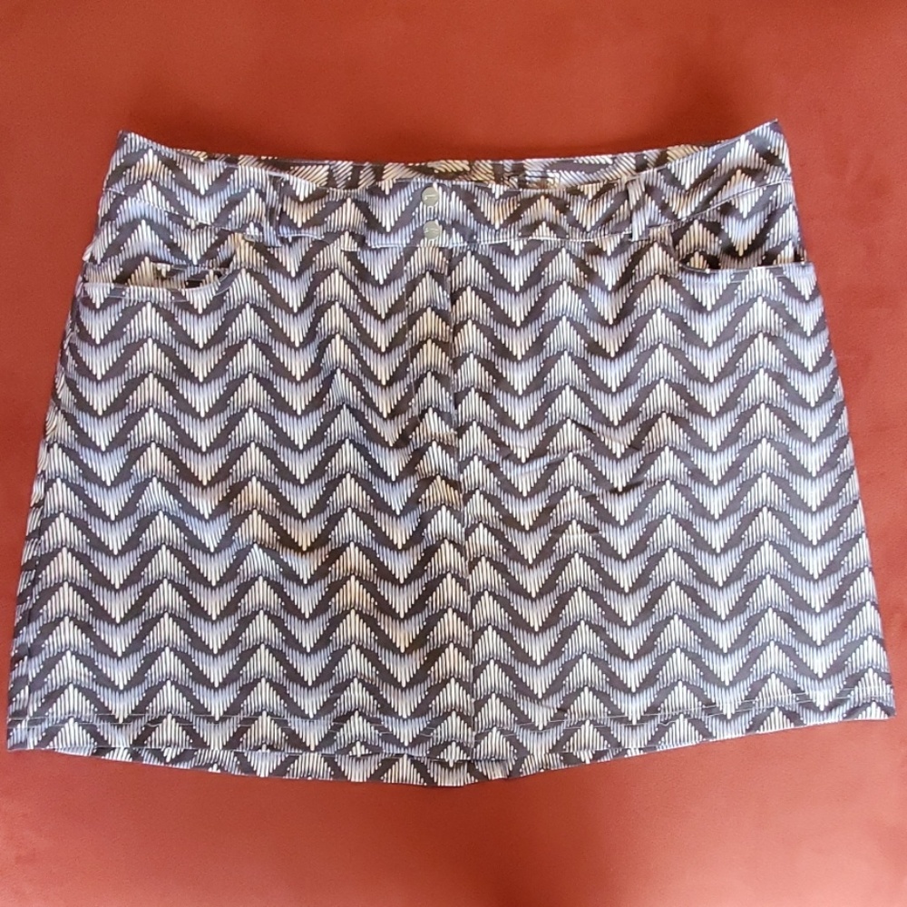 Slazenger golf skort size 14